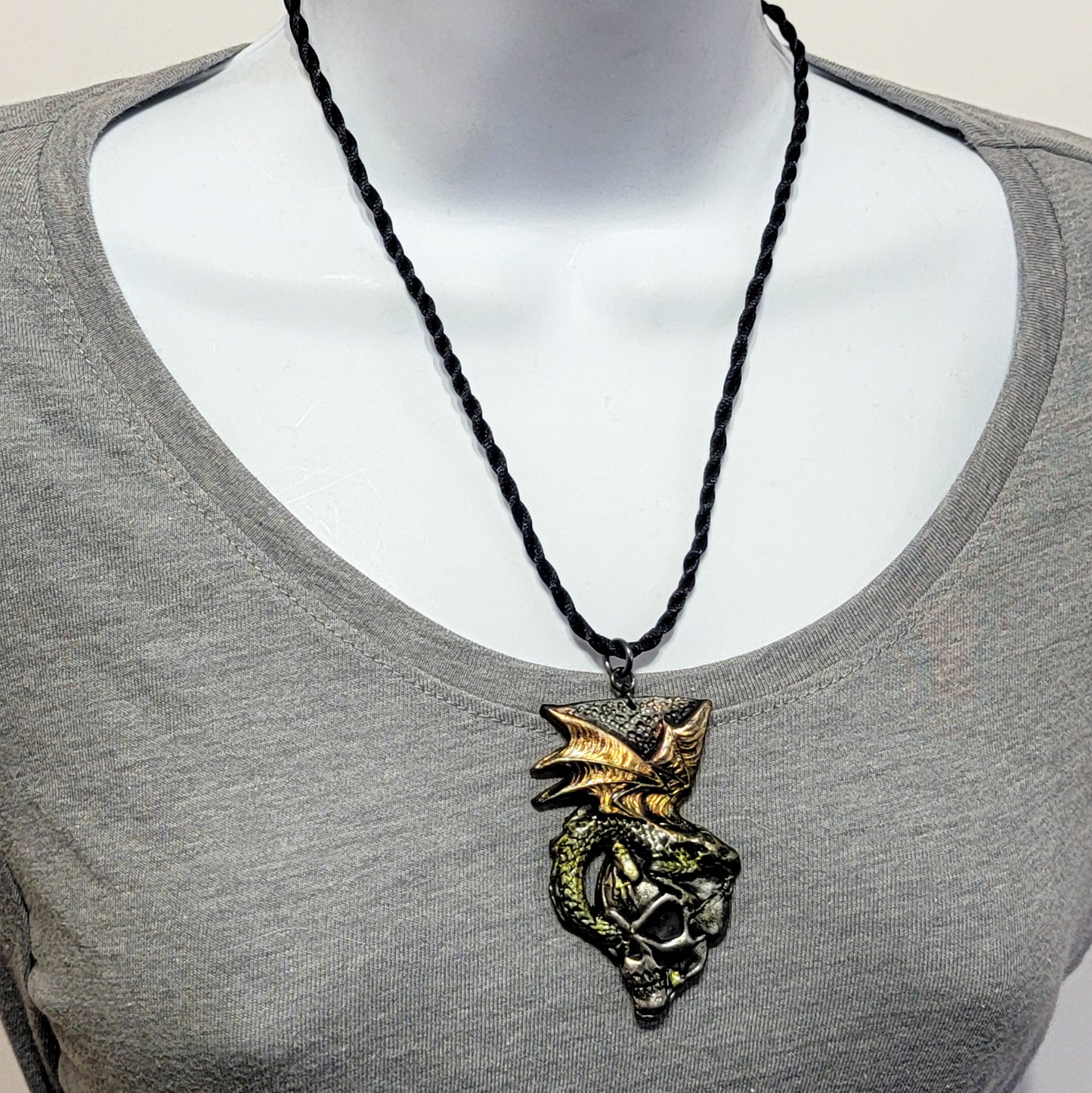 DRAGON SKULL NECKLACE 24N0026