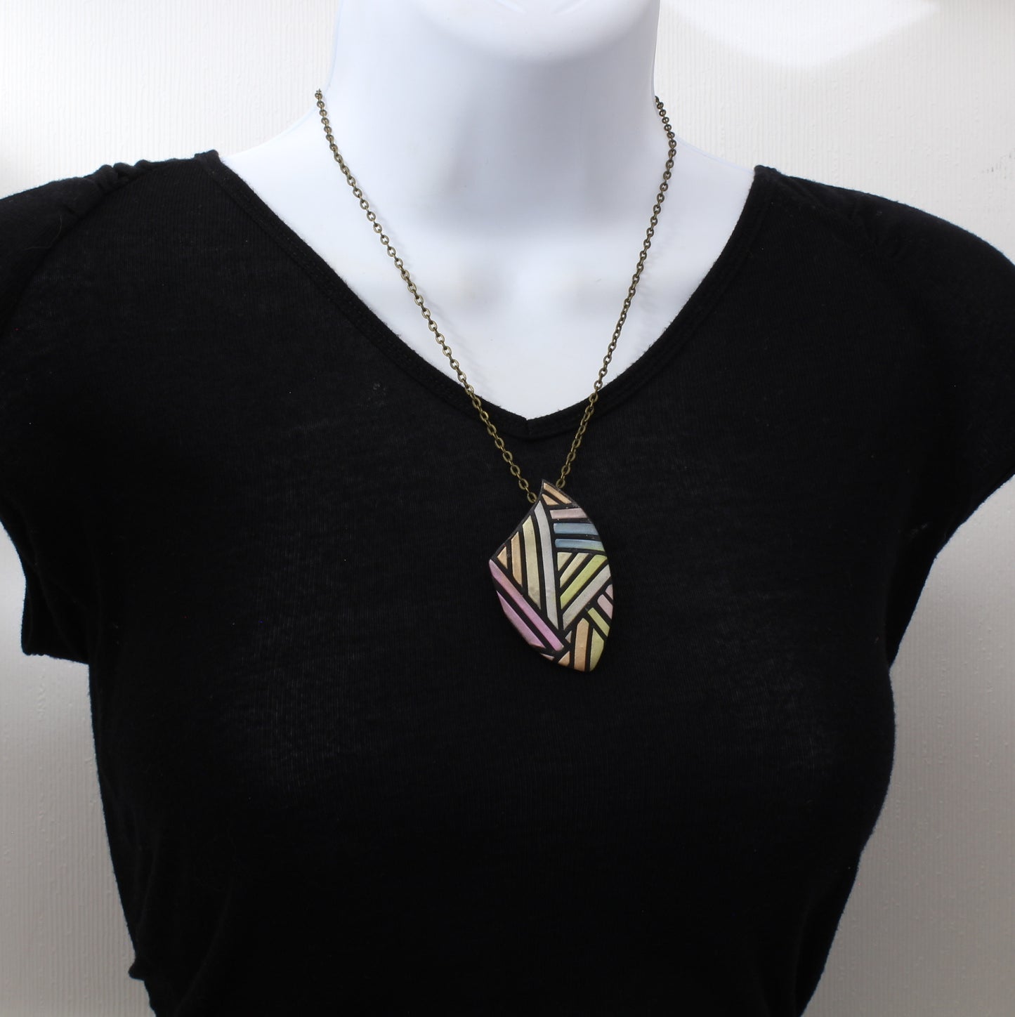 Abstract Multi-color Polymer Clay Necklace N200179