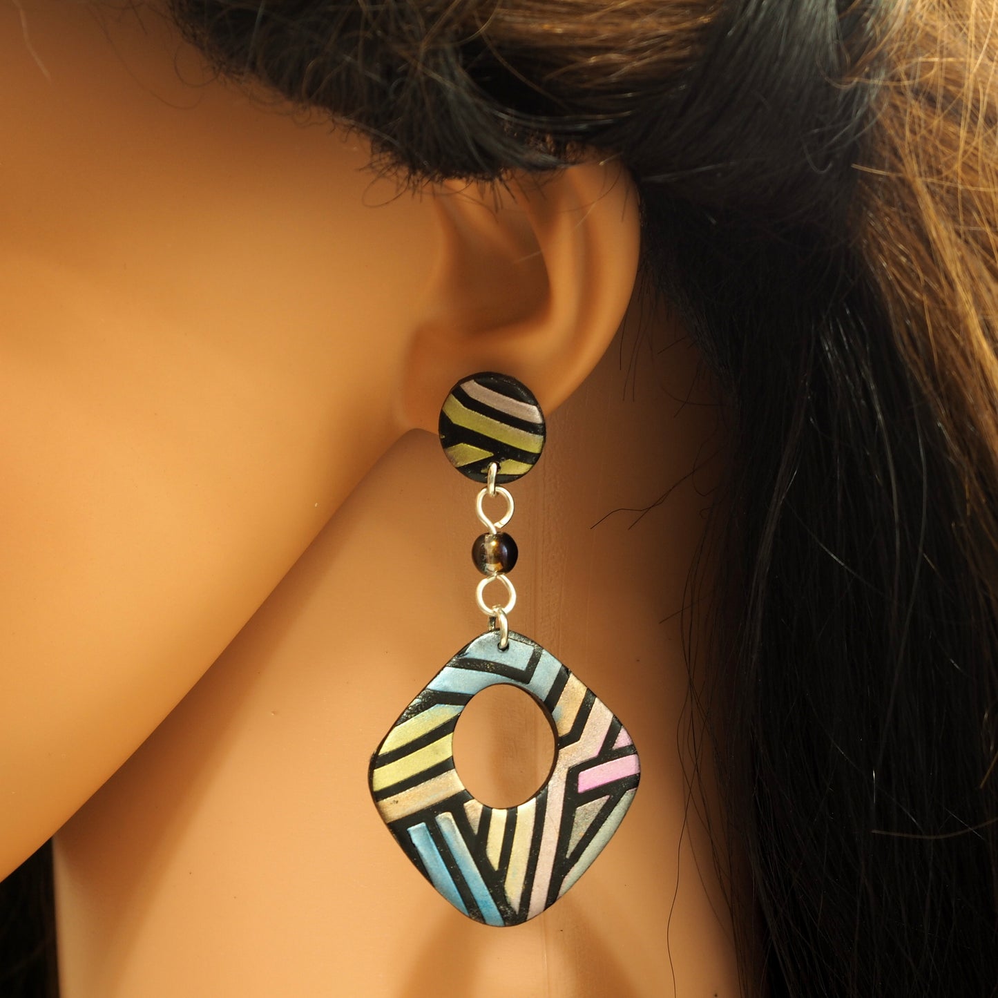 Multi-Colored Metalic Lines Earrings E220141