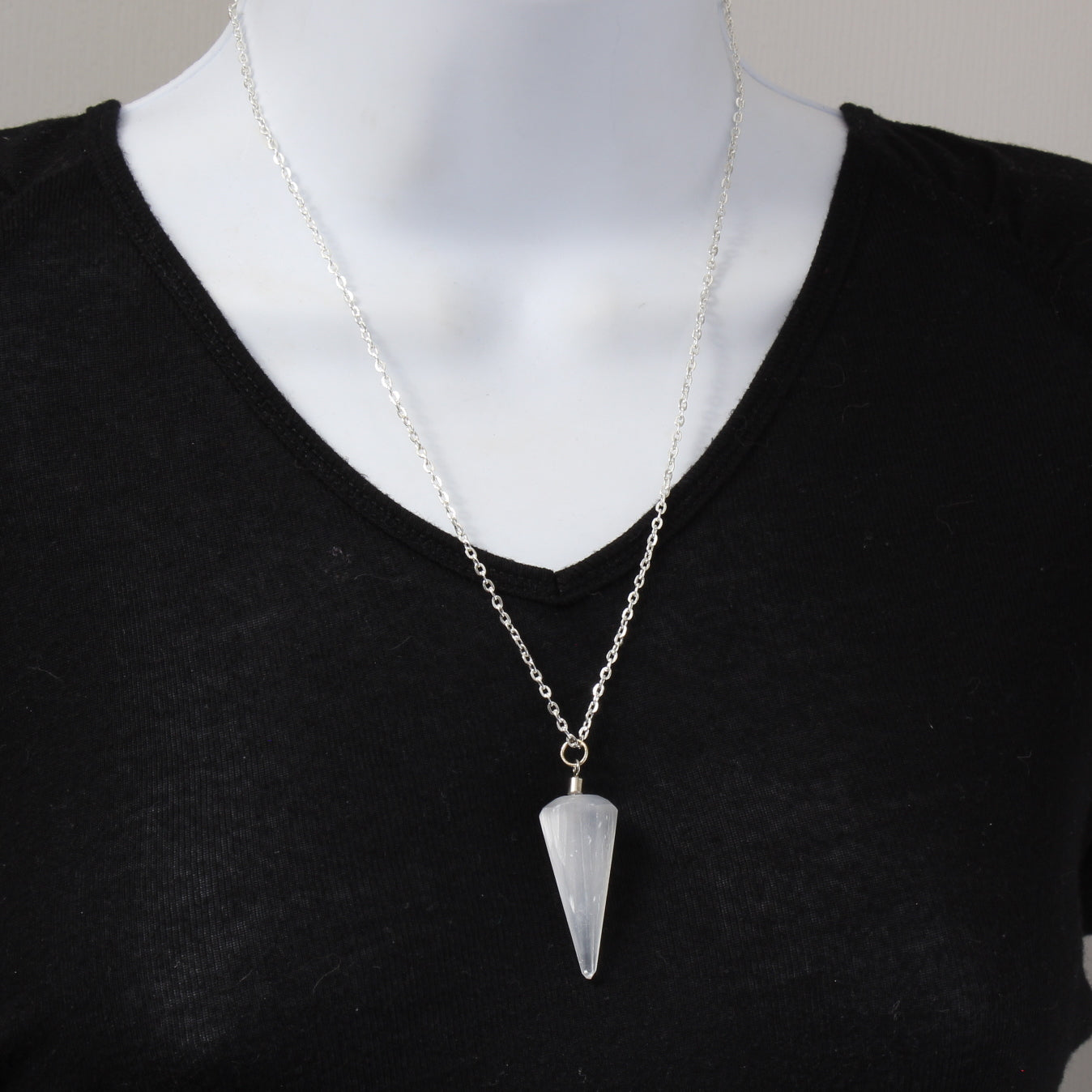 Quartz Crystal Necklace N220031
