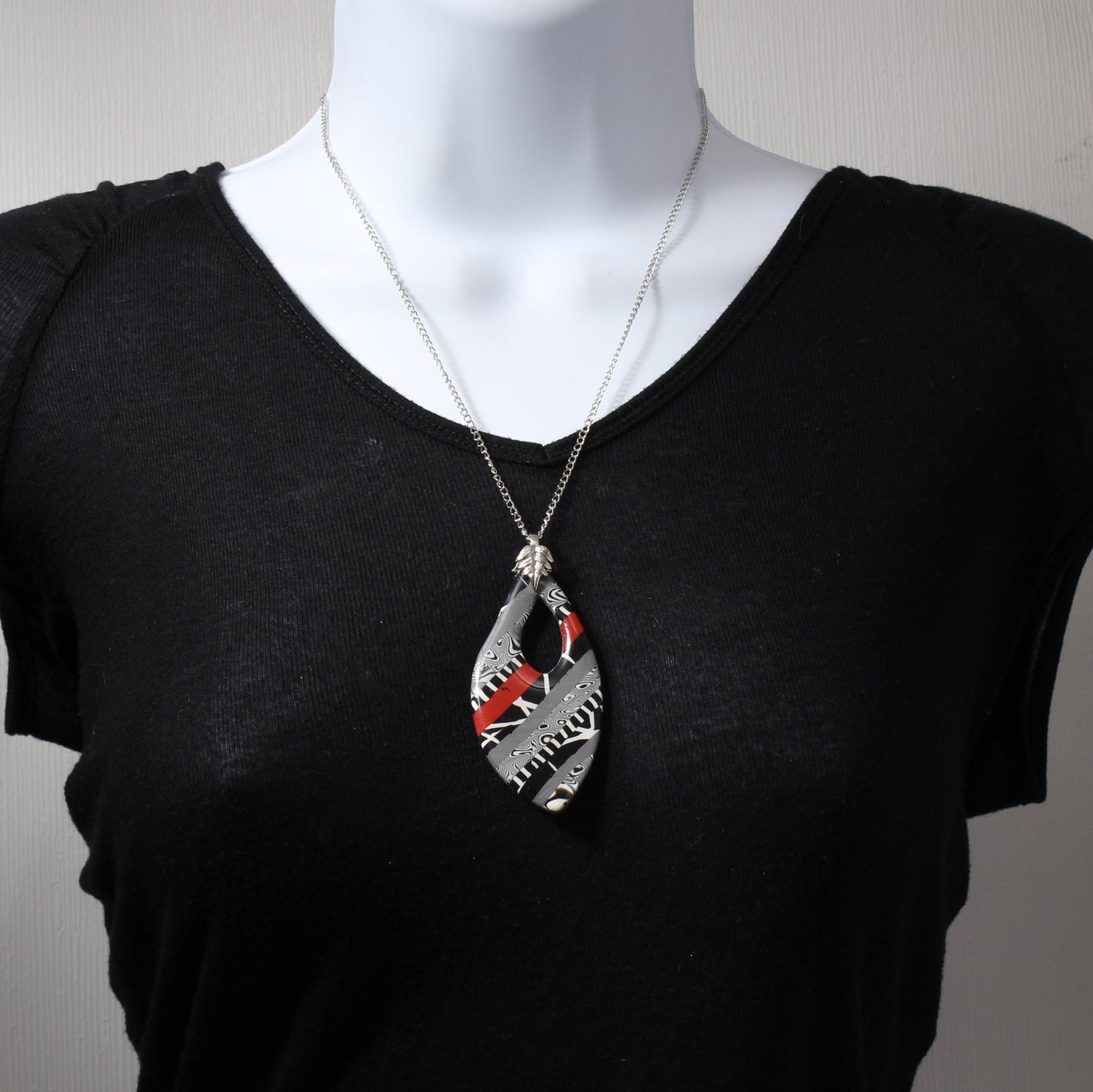 Abstract Black, Red and White Necklace N220240