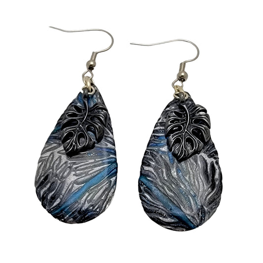 Leaf on Texture Earrings E220188