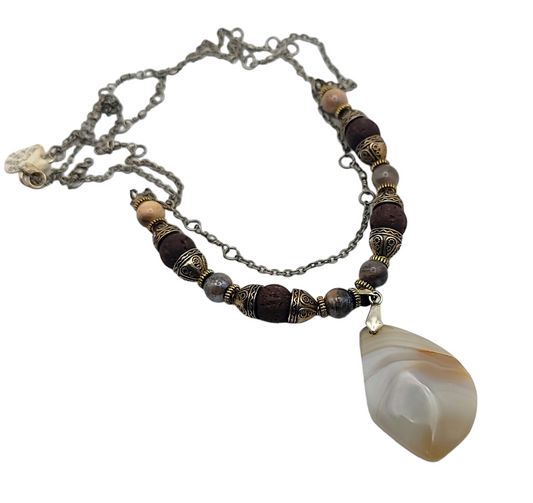 AGATE WITH MOONSTONE NECKLACE 21N0163