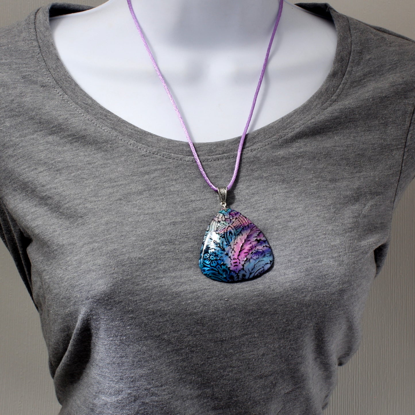 Stamped Multi-colored Polymer Clay Necklace N210016