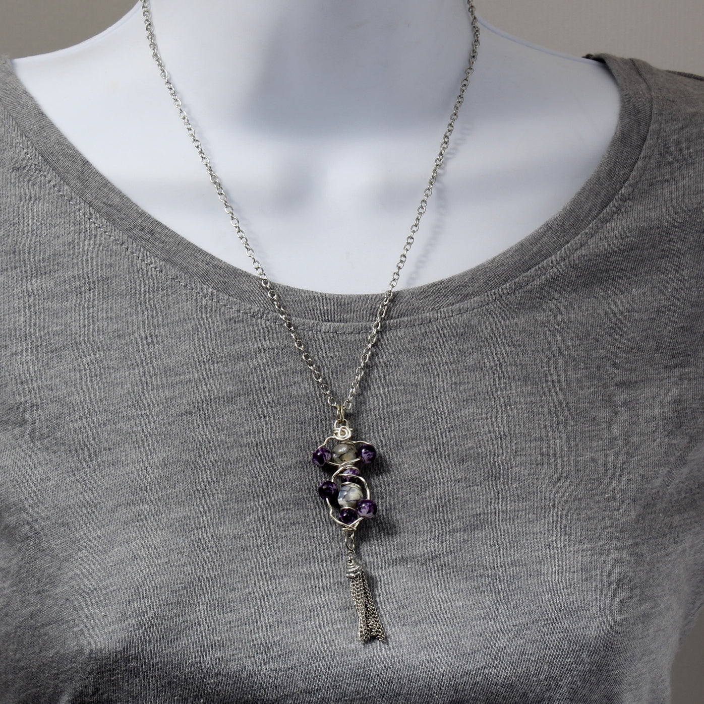 Purple Wire Wrapped Beaded Necklace N210276