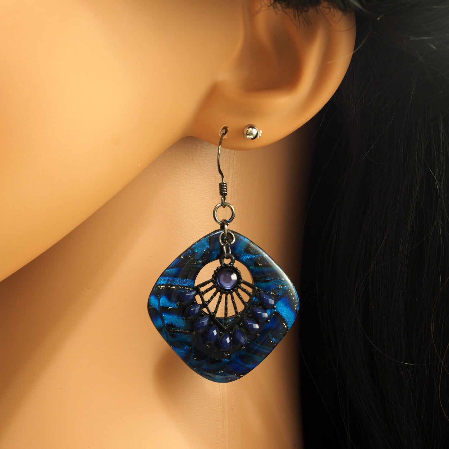 Black Fan Earrings E220155